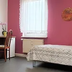 Bayreuth, Grosse Im Haus Mit Kunst, 3 Schlafzimmer, Kueche, Parkplatz Apartament