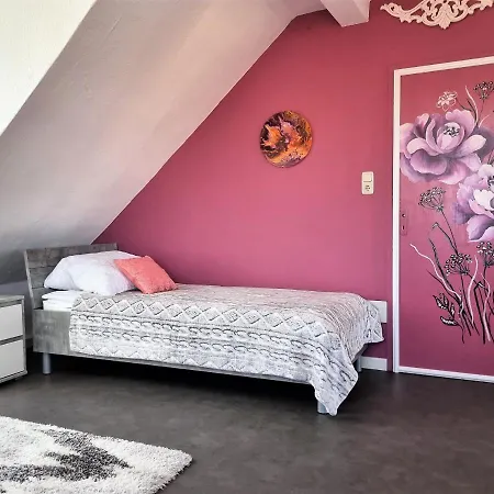 Bayreuth, Grosse Im Haus Mit Kunst, 3 Schlafzimmer, Kueche, Parkplatz * Bayreuth
