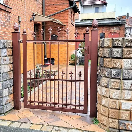 Bayreuth, Grosse Im Haus Mit Kunst, 3 Schlafzimmer, Kueche, Parkplatz Apartment Bayreuth