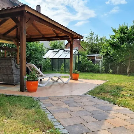 Bayreuth, Grosse Im Haus Mit Kunst, 3 Schlafzimmer, Kueche, Parkplatz * באיירוט