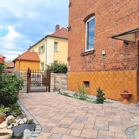 Bayreuth, Grosse Im Haus Mit Kunst, 3 Schlafzimmer, Kueche, Parkplatz