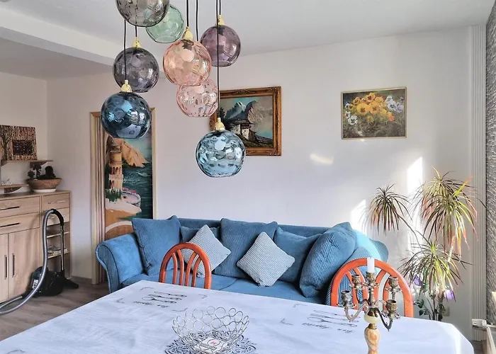 Apartmán Bayreuth, Grosse Im Haus Mit Kunst, 3 Schlafzimmer, Kueche, Parkplatz